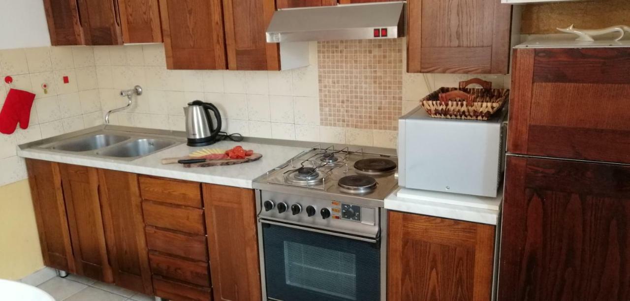 Villa House Lotties Stari Grad  Habitación foto
