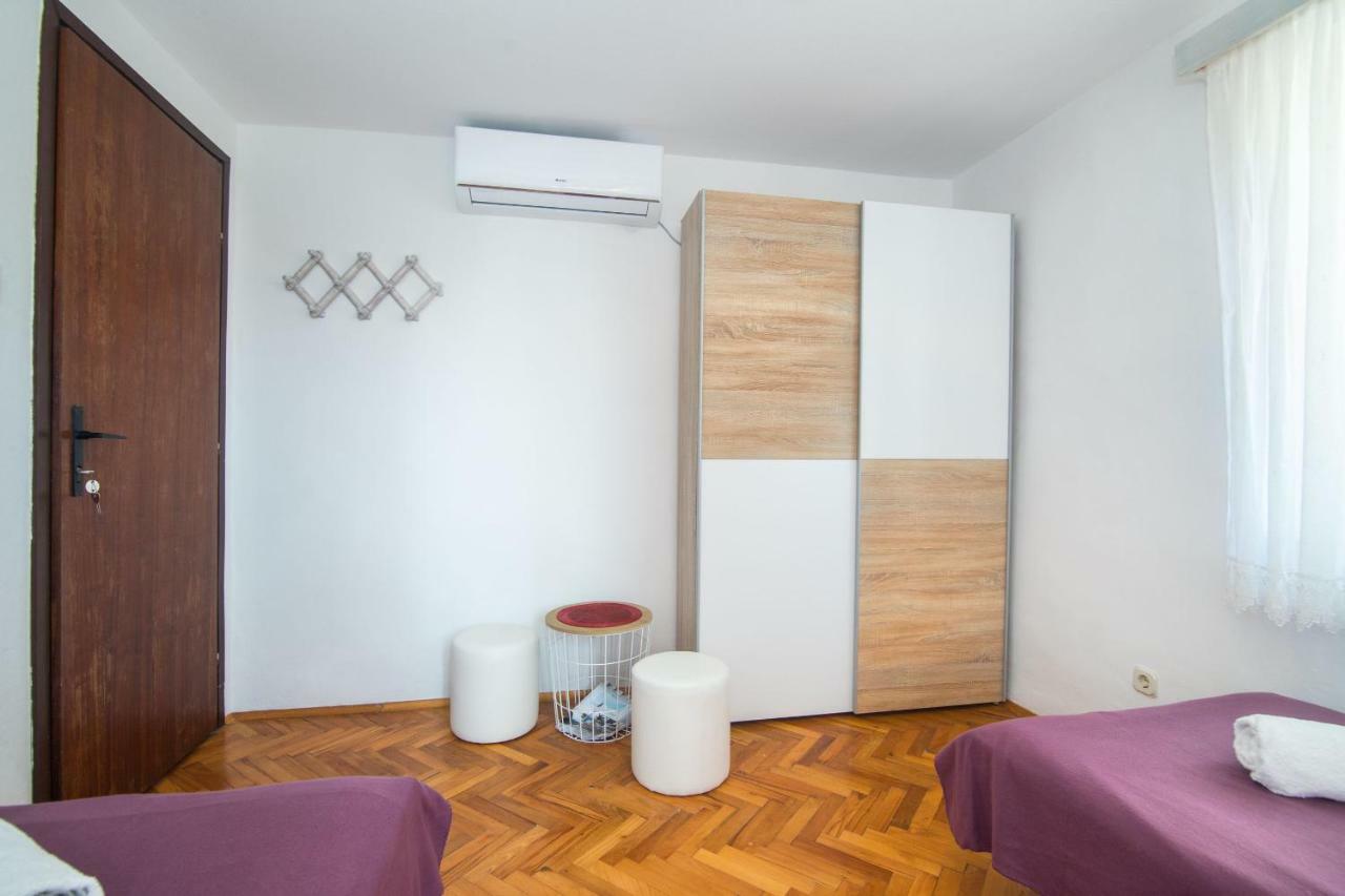 Villa House Lotties Stari Grad  Exterior foto